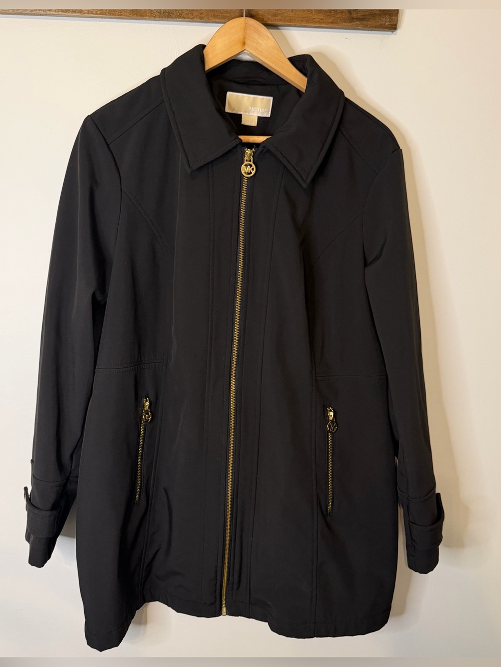 Michael Kors Black Soft Shell Zipβ Front Coat Jacket Womenβs XL Gold Hardware